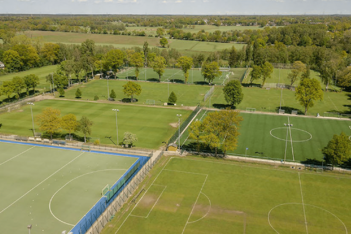 Installations sportives pour les tournois de football